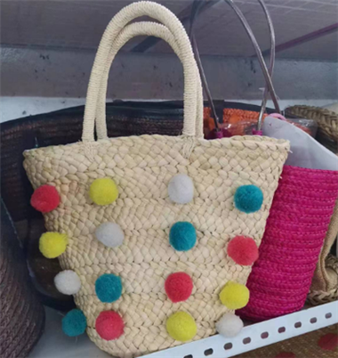 Colorful Balls Handmade Straw Bag