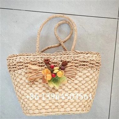 Corn Husk Straw Baskets